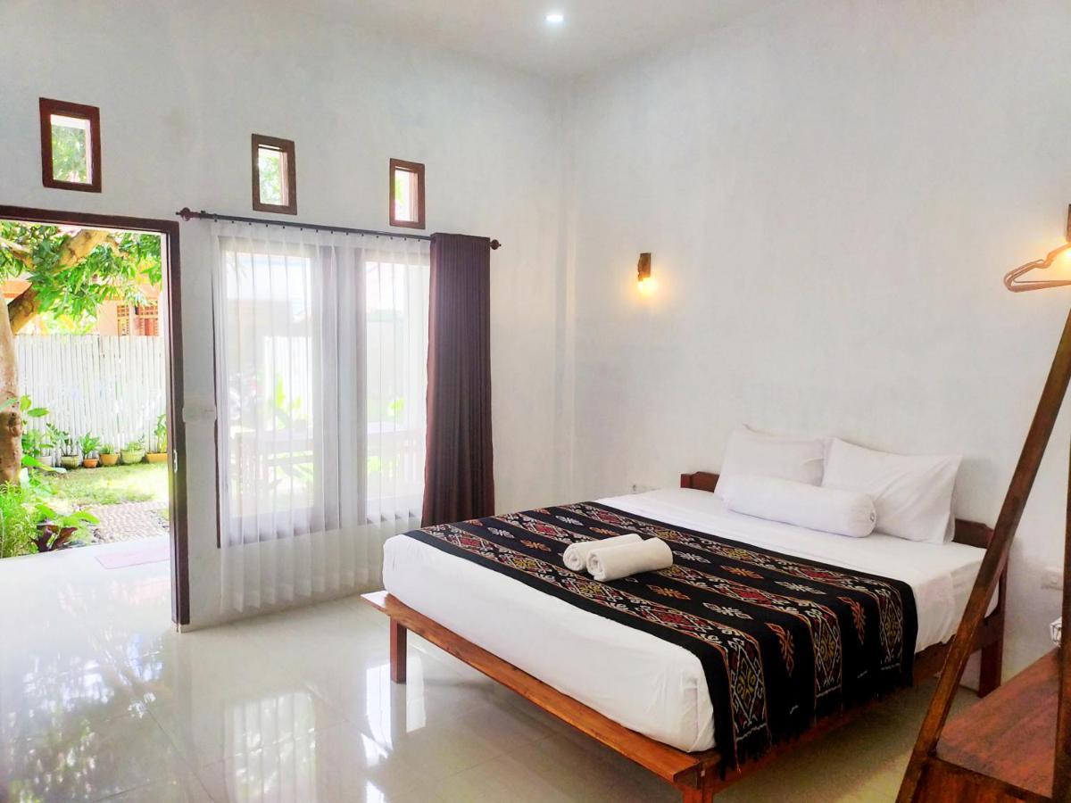 Mango Room Mandalika Kuta  Екстер'єр фото